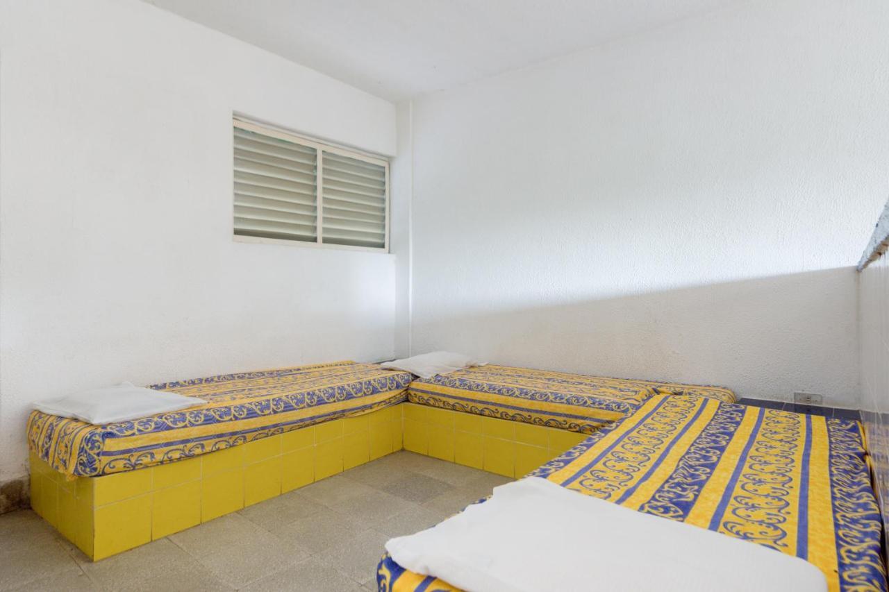 Oyo Hotel Belmar,Caleta, אקפולקו מראה חיצוני תמונה